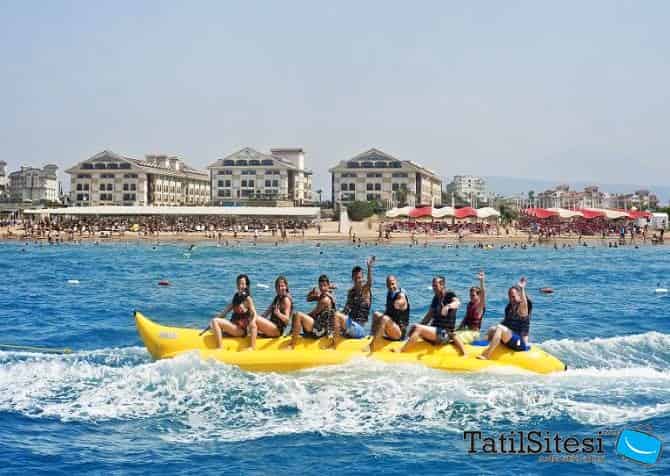 Crystal Palace Luxury Resort Spa 